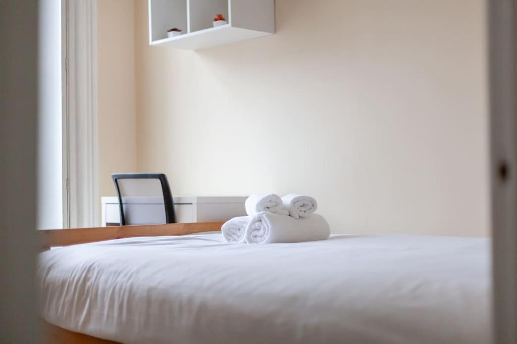 לונדון Spacious & Central 3-Bed Flat By Popular Waterloo! מראה חיצוני תמונה